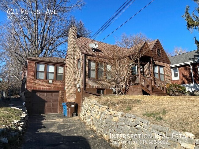 Photo - 621 Forest Ave