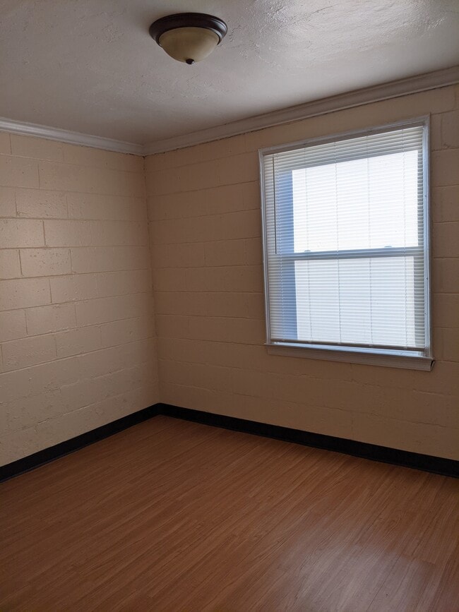 Photo - 2941 Schofield Ave Unit 2941