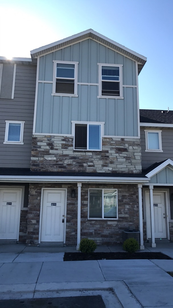 Amazing 3 Story Vineyard Townhome w 1 car ... - Amazing 3 Story Vineyard Townhome w 1 car ...