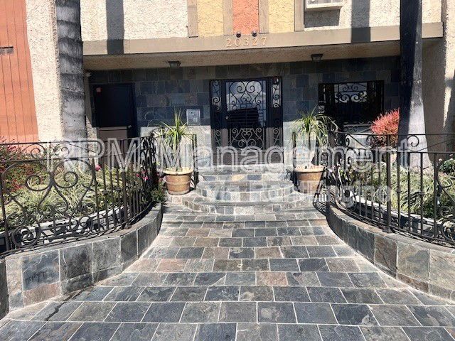 Building Photo - 20327 Saticoy St Unit 308 Rental