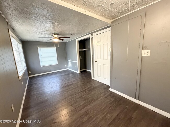 Photo - 332 Palm Ave