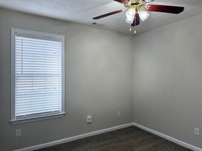 Photo - 2034 Elm Grove Ln
