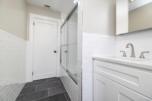 Photo - 127 Smith St