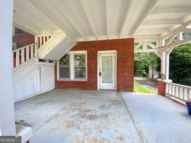 Photo - 319 College St Unidad A