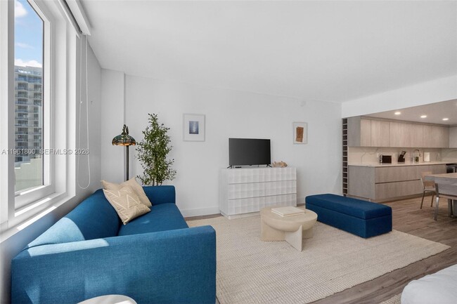 Photo - 2301 Collins Ave Unit 943