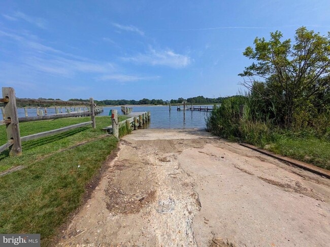 Photo - 965 Chester River Dr