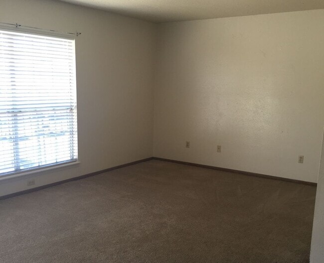 Photo - Tiffany Square Apartments