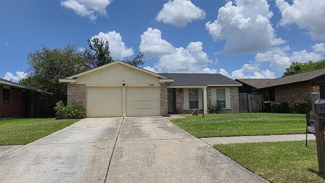 Building Photo - 7518 Smiling Woods Ln