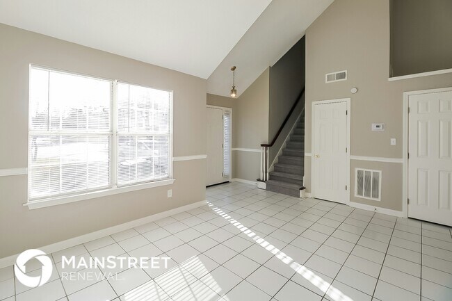 Photo - 703 Stonebridge Terrace