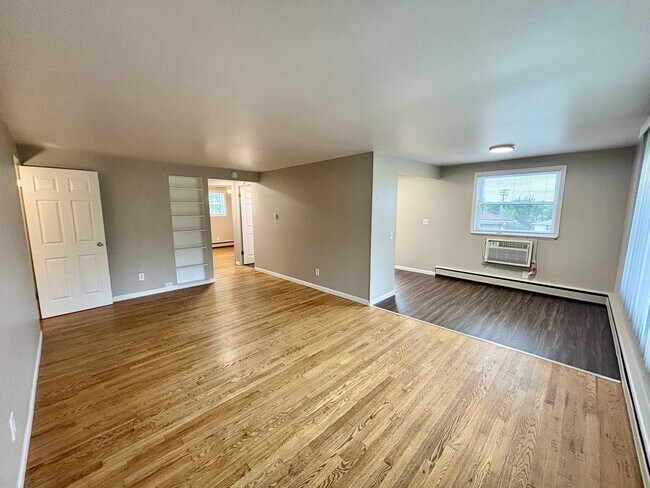Catalpa Crossing Apartments