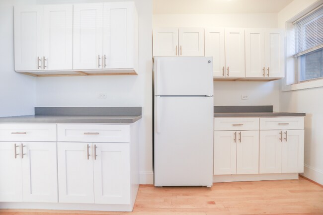 Photo - 4811 N Ashland Ave Unit 3