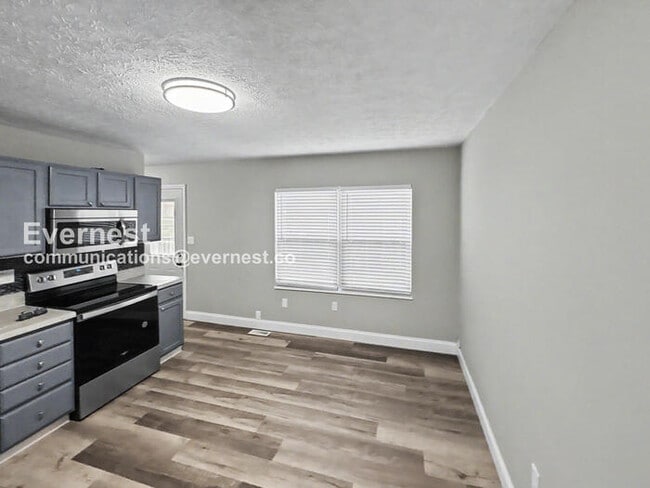 Photo - 144 Marvin Ln