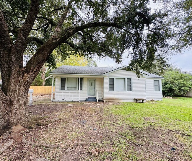 Photo - 1040 Myrtle St