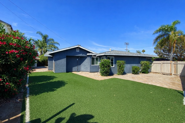 Building Photo - 8BD/3BA, Large Yard w/ Turf! (Lease out, pending signatures. Check back in a few days!)