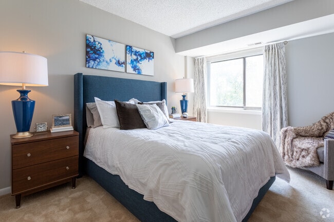 Interior Photo - Cortland Landmark