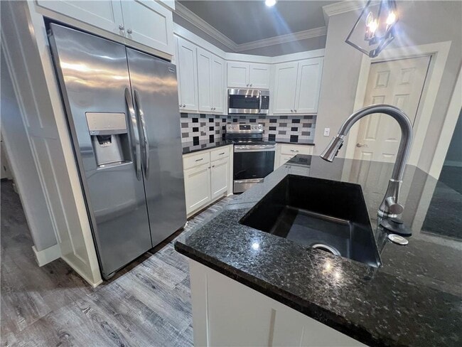 Photo - 1825 Woodhause Cir