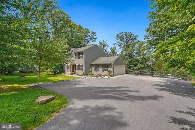 Photo - 6348 Quinn Rd