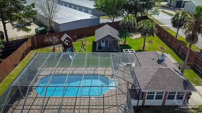 Photo - 400 Ridge Wood Cir