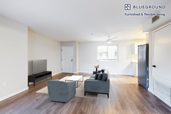 Photo - 18425 Malden St Unit SI FL0-ID8186A