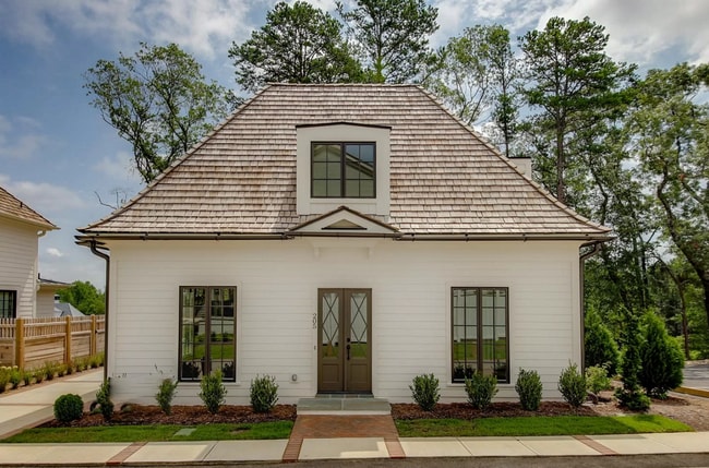 Building Photo - Greenville - 2Bd/2Ba, 995 SF