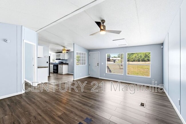 Photo - 735 Bennock Mill Rd