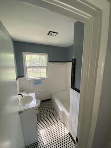 Photo - 122 Shamrock Ave