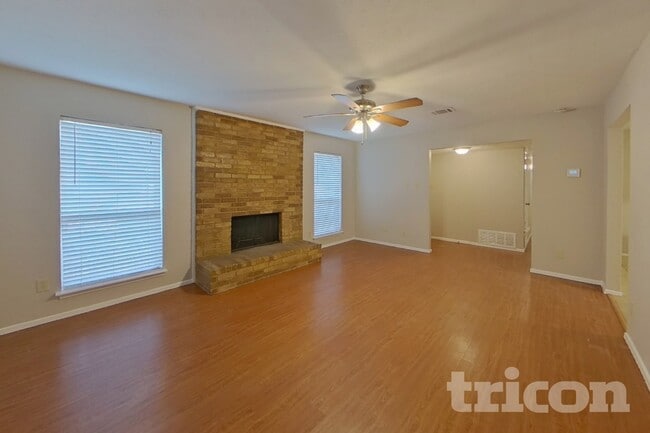 Photo - 1226 Meadow Creek Dr