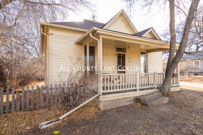 Building Photo - 417 E Mulberry St