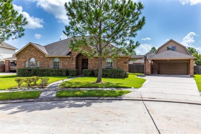 Building Photo - 3405 Kleberg Ct
