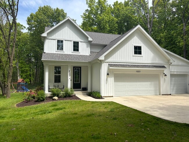 Building Photo - 10321 E C Ave Rental