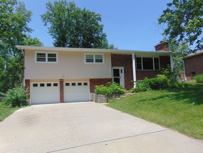 Nice 3 Bed 3 Bath House In University Park... - Nice 3 Bed 3 Bath House In University Park...