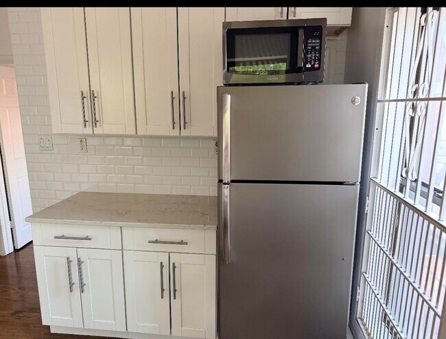 Photo - 236 Grove St