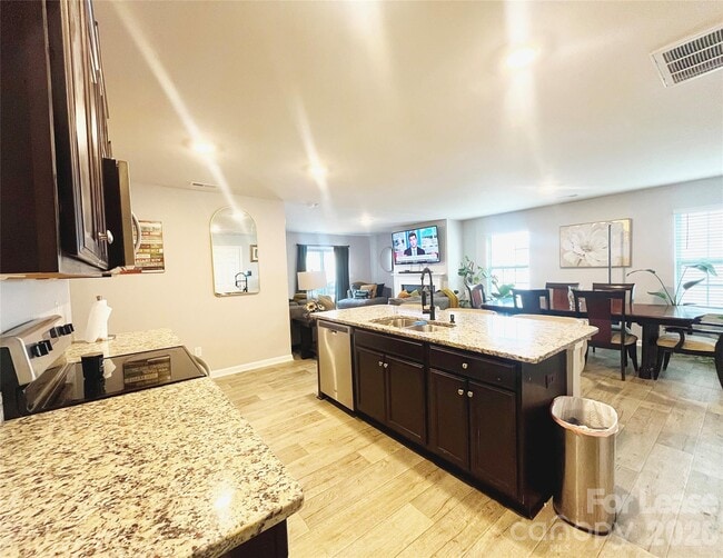 Photo - 3044 Winesap Dr