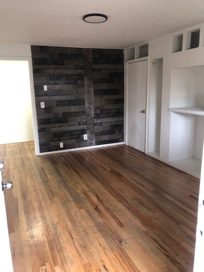 Photo - 7105 166th Ave E