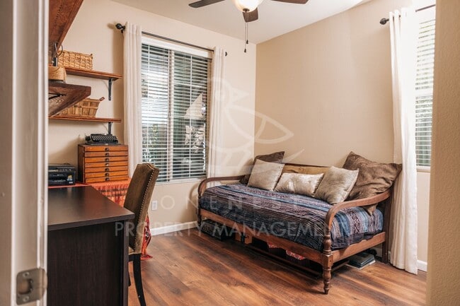 Photo - Spacious Home in the Lincoln Crossing Community, walking distance to Lincoln Crossing Elementary