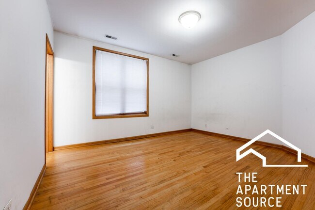 1940 W Diversey Pkwy Unit 3W