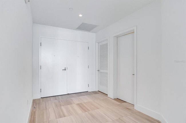 Photo - 2912 W Santiago St Unidad 503