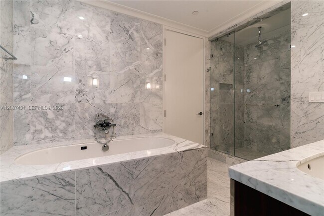 Photo - 15701 Collins Ave Unit 702
