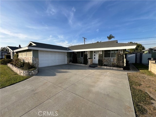 Photo - 6431 Yale Cir