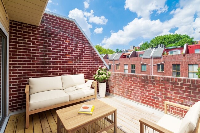 Photo - Beautiful Three Bedroom in Washington Square West