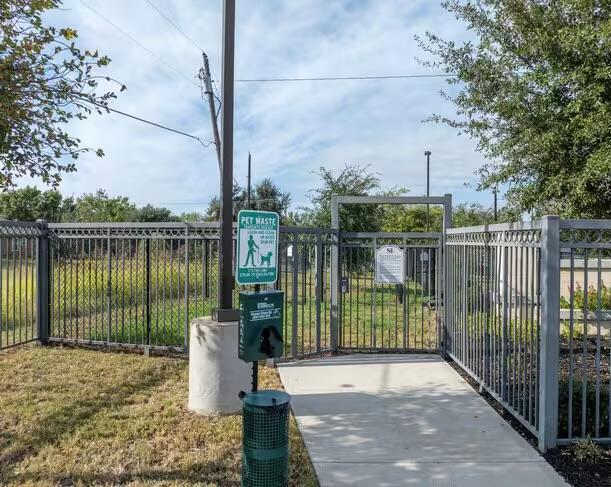 Photo - 200 Maple Ln Unit 1201