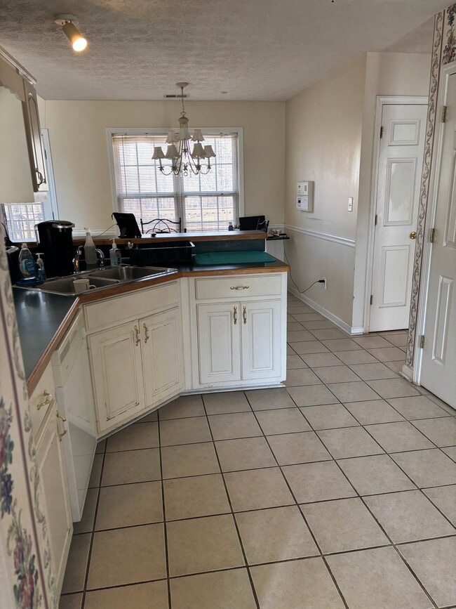 Photo - 1460 Scenic Brook Trl SW