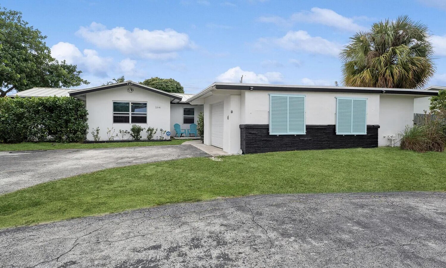 Photo - 194 SE 27th Ave
