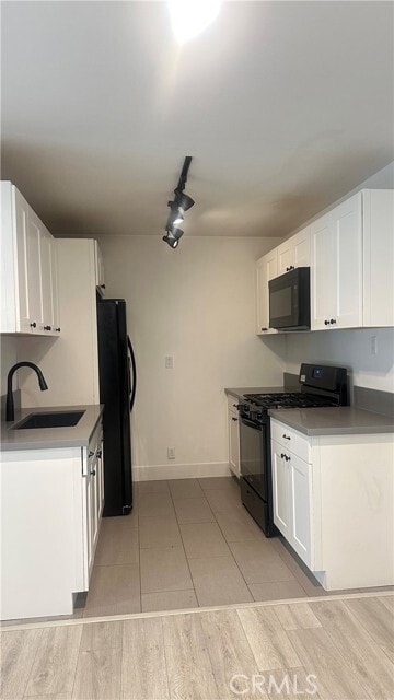 Photo - 14222 Calvert St Unit 3