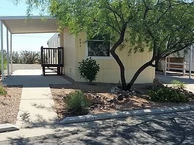 Building Photo - 2000 S Apache Rd