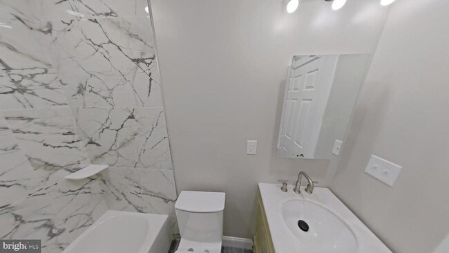 Photo - 6459 N 16th St