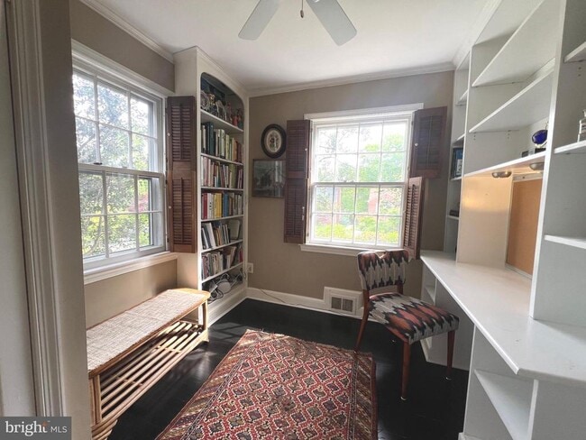 Photo - 7064 31st St NW
