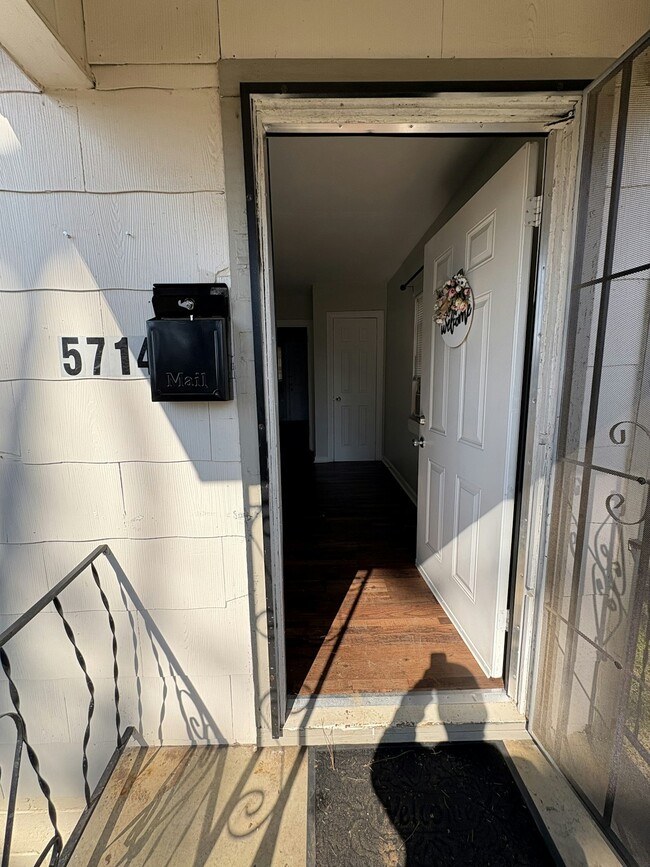 Building Photo - 5714 Court M Unit 5714