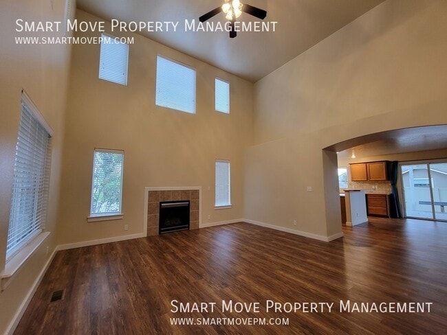 Photo - 1236 E Pisa St