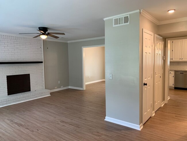 Photo - 5234 Wexford Ln Unit A
